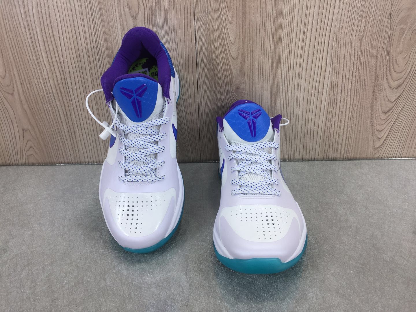 Nike Kobe 5 Protro Hornets